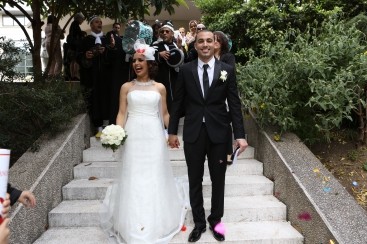 Milles mercis au Noces Royales d’avoir fait de notre mariage une soirée des milles et unes nuits !!!! Inoubliable grâce à la parfaite organisation des gérants de la salle mais aussi de leur équipes de prestataires: Traiteur, Negafa, Photographe, Vidéaste professionnels à l’écoute des mariés. ENCORE MERCI!!!